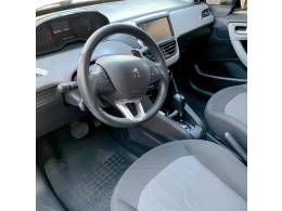 PEUGEOT - 208 - 2017/2017 - Branca - R$ 56.000,00