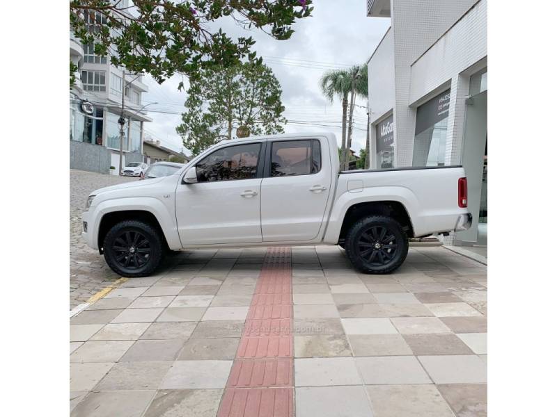 VOLKSWAGEN - AMAROK - 2013/2013 - Branca - R$ 96.000,00