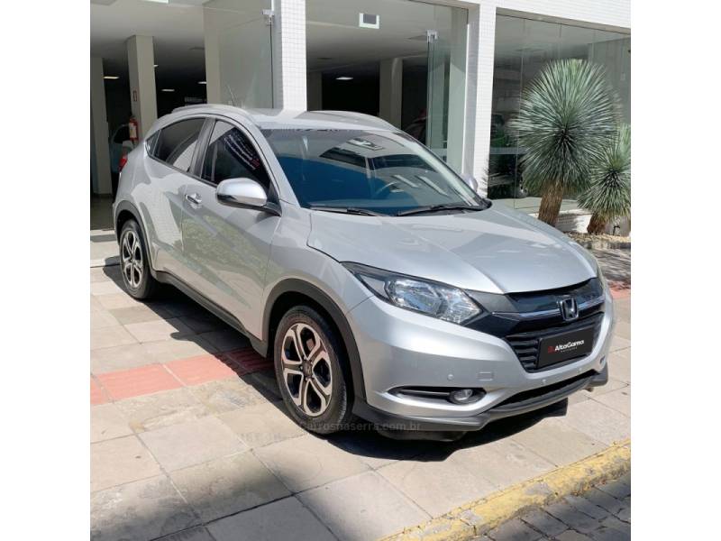 HONDA - HR-V - 2015/2016 - Prata - R$ 88.000,00