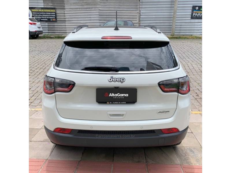 JEEP - COMPASS - 2017/2018 - Branca - R$ 105.000,00