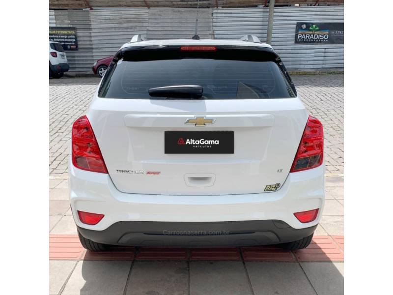 CHEVROLET - TRACKER - 2018/2018 - Branca - R$ 93.000,00