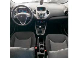 FORD - KA - 2015/2015 - Branca - R$ 41.000,00