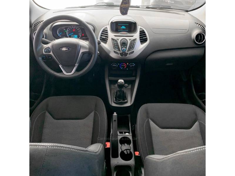 FORD - KA - 2015/2015 - Branca - R$ 41.000,00