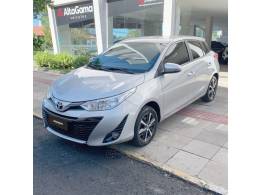 TOYOTA - YARIS - 2019/2019 - Prata - R$ 79.000,00