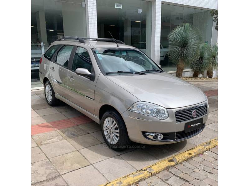 FIAT - PALIO - 2008/2009 - Bege - R$ 33.000,00