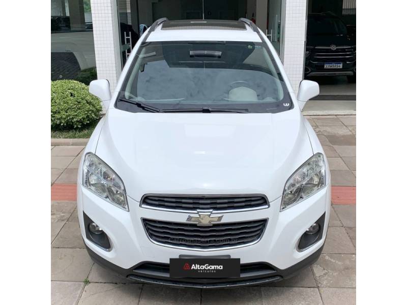 CHEVROLET - TRACKER - 2014/2015 - Branca - R$ 71.000,00