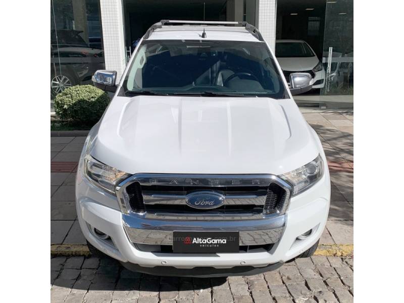 FORD - RANGER - 2017/2017 - Branca - R$ 114.000,00