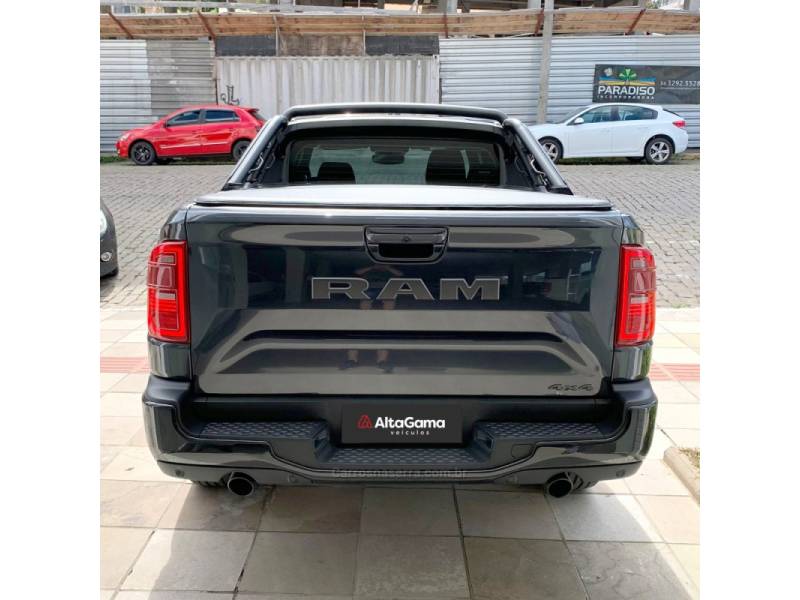 RAM - RAMPAGE - 2023/2024 - Cinza - R$ 240.000,00