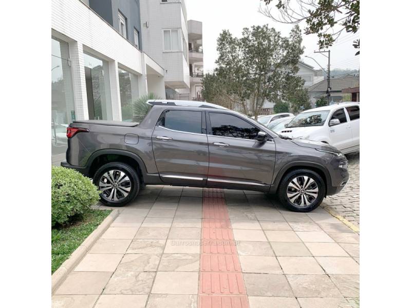 FIAT - TORO - 2022/2023 - Cinza - R$ 164.000,00