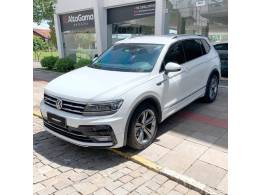 VOLKSWAGEN - TIGUAN - 2020/2020 - Branca - R$ 171.000,00