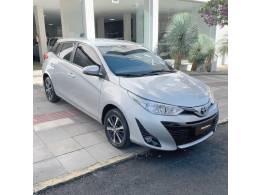 TOYOTA - YARIS - 2019/2019 - Prata - R$ 79.000,00