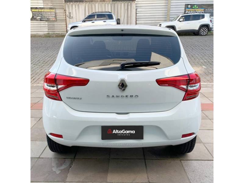 RENAULT - SANDERO - 2019/2020 - Branca - R$ 52.000,00