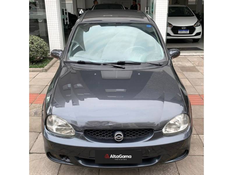 CHEVROLET - CORSA - 2002/2002 - Cinza - R$ 17.000,00