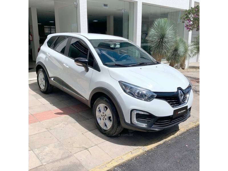 RENAULT - CAPTUR - 2018/2019 - Branca - R$ 77.000,00