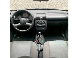 CHEVROLET - CORSA - 2002/2002 - Cinza - R$ 17.000,00