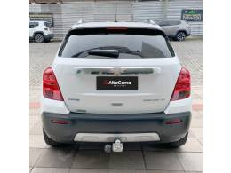 CHEVROLET - TRACKER - 2014/2015 - Branca - R$ 71.000,00