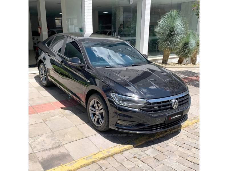 VOLKSWAGEN - JETTA - 2020/2020 - Preta - R$ 126.000,00