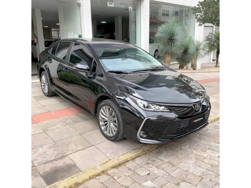 TOYOTA - COROLLA - 2024/2024 - Preta - R$ 148.000,00