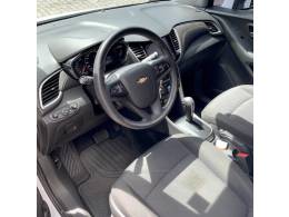 CHEVROLET - TRACKER - 2018/2018 - Branca - R$ 93.000,00